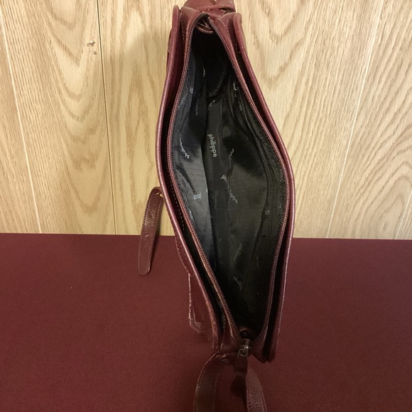 Vintage Phillippe Burgundy shoulder bag purse - Picture 10 of 13